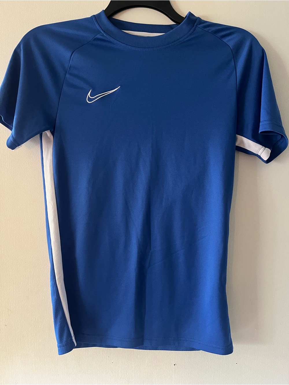 Men's small Nike blue dri fit soccer training jersey shirt small